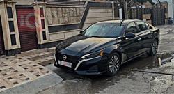 نيسان ألتيما